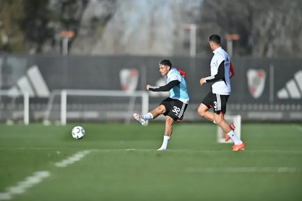 Agustín Ruberto en acción en la primera práctica de Escudero al frente del primer equipo. (Foto: Prensa River).