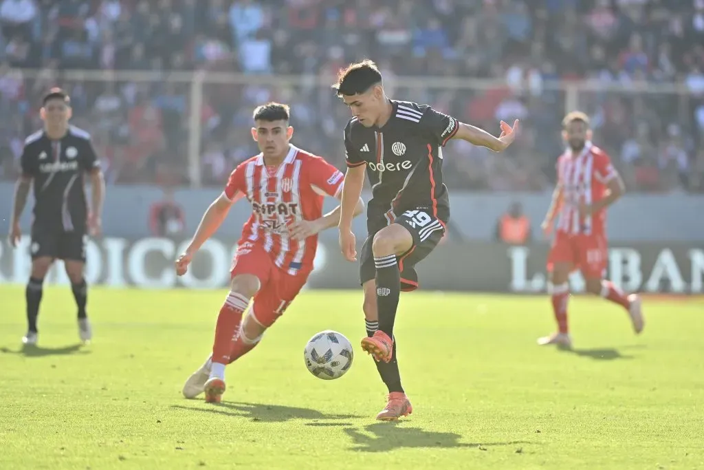 Lencina tuvo un buen partido con Unión. (Prensa River)