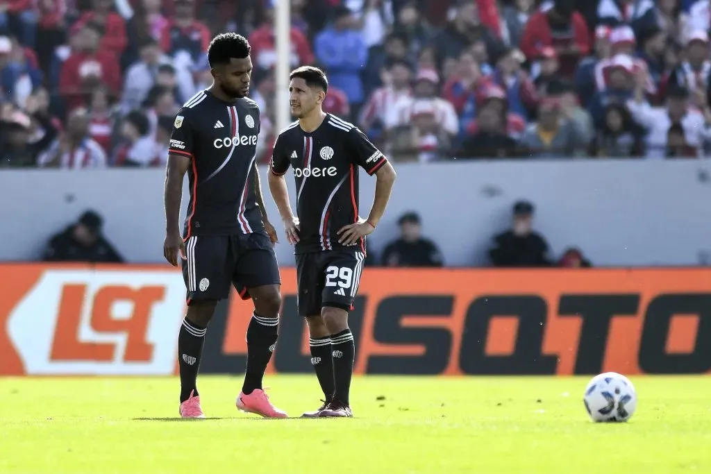 Su cara lo dice todo: Borja no tuvo ninguna chance de gol ante Unión.