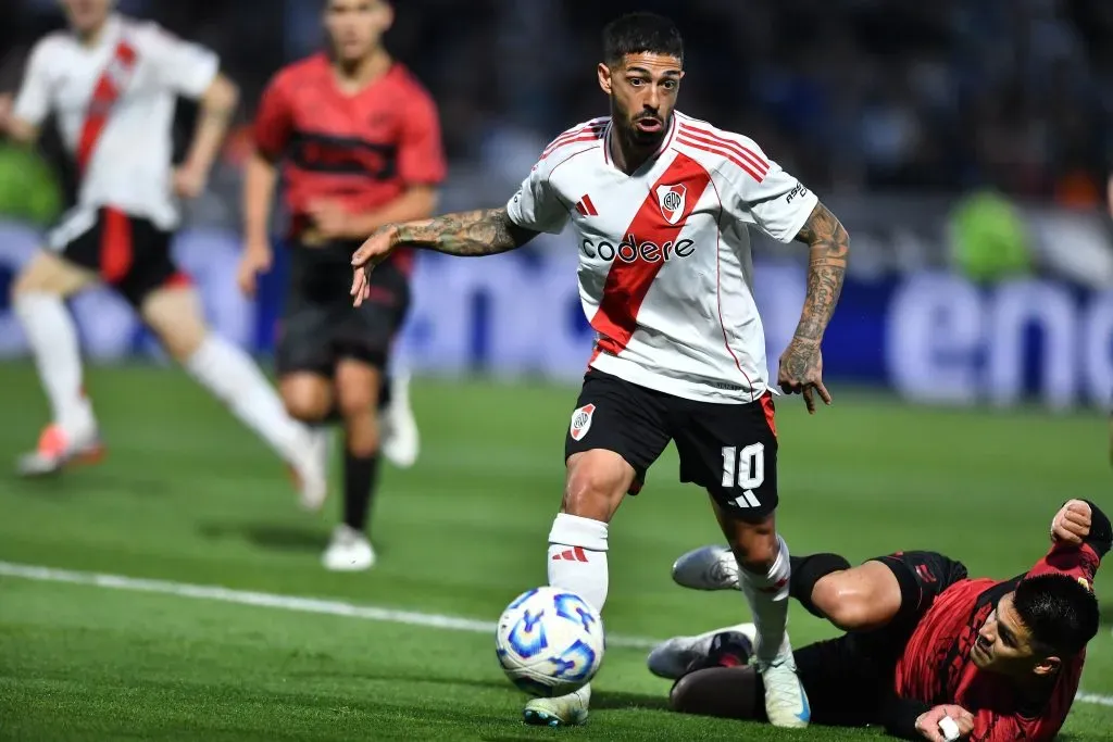 Lanzini podría meterse en el 11 (Foto Prensa River).