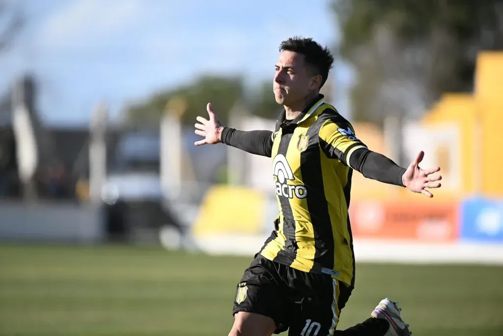 Nazareno Solís, una de las figuras de Deportivo Madryn.