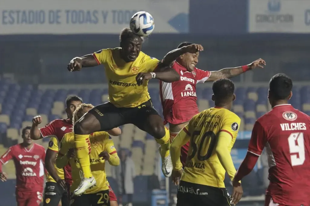 Ñublense, al igual que Colo Colo, jugará solo Copa Libertadores durante junio. | Foto: Photosport