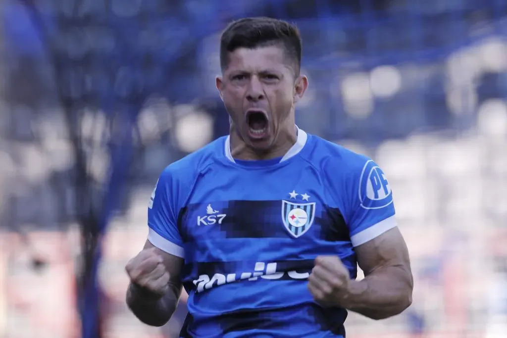 Huachipato quiere asegurar el liderato en el cierre de la primera rueda. Foto: Photosport.