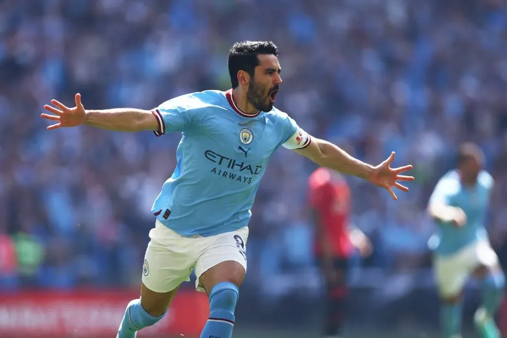 Ilkay Gündogan anotó en sólo 12 segundos de partido y le dio el triunfo parcial al Manchester City ante el Manchester United. Foto: Getty Images.