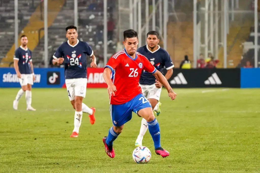 De las cuatro jóvenes promesas del fútbol chileno para Sudamérica, sólo Alexander Aravena ha sido titular con la selección adulta. Foto: Guille Salazar, RedGol.