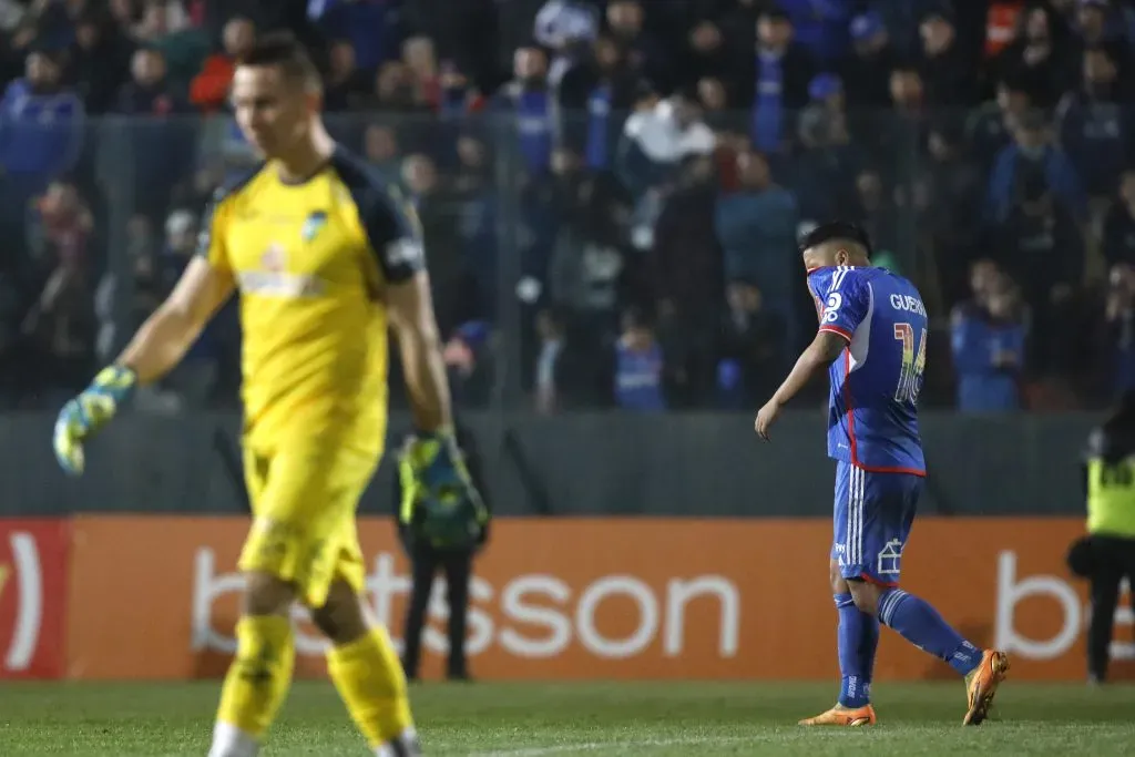 Nicolás Guerra falló un penal que condenó a la U a quedar fuera de Copa Chile. | Foto: Photosport