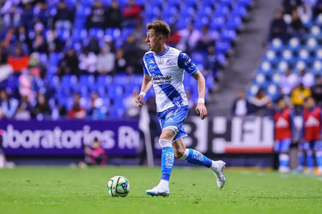 Pablo Parra llega a Colo Colo después de muy poca acción en este 2023 con el Puebla. | Foto: Getty Images.