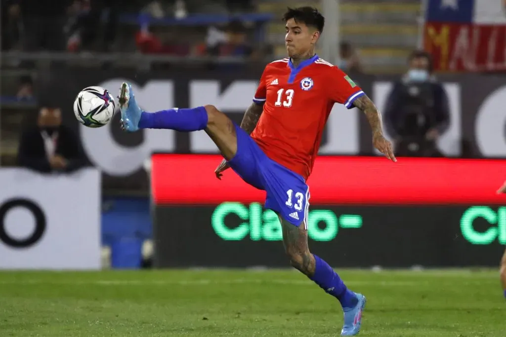 Chile puede perder a Erick Pulgar para el debut en eliminatorias. Foto: Photosport.