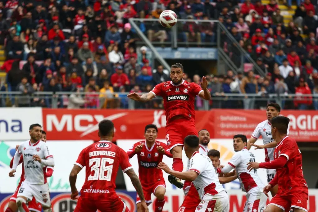 Unión La Calera le robó un empate a Ñublense y lo complicó en el fondo. Foto: Photosport.