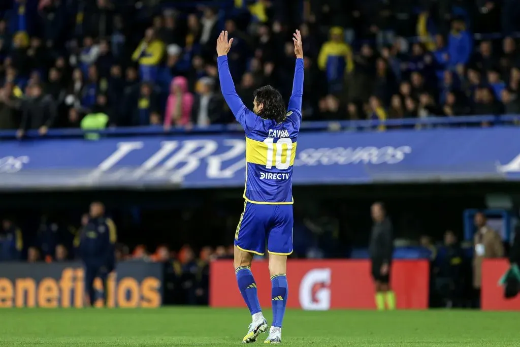 Edinson Cavani empieza a ganarse el corazón del hincha xeneize | Foto: Getty Images