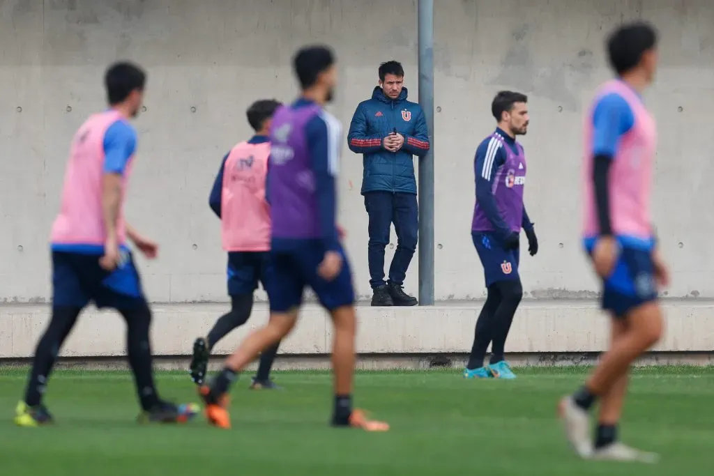 Manuel Mayo en un entrenamiento de Universidad de Chile. Foto: U. de Chile.