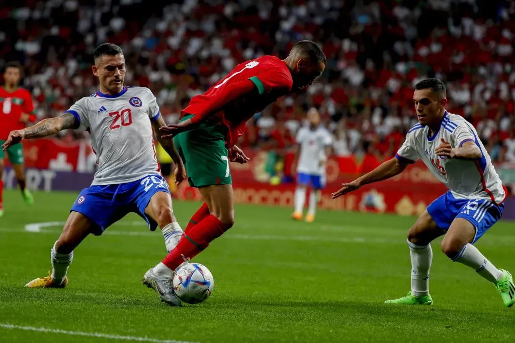 Charles Aránguiz jugó por última vez con la selección chilena el 23 de septiembre del 2022, en el amistoso ante Marruecos. Foto: Photosport.
