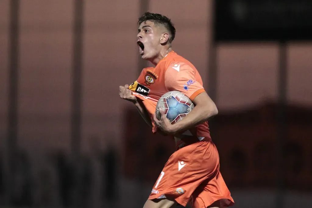 Axl Ríos es formado en Cobreloa y estuvo durante seis temporadas en el cuadro loíno. | Foto: Photosport.