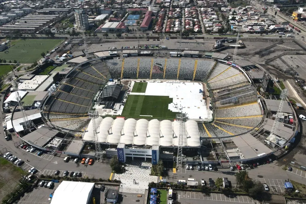 Así está el estadio Monumental tras el concierto de Bruno Mars en medio de la lluvia. Foto: Photosport.