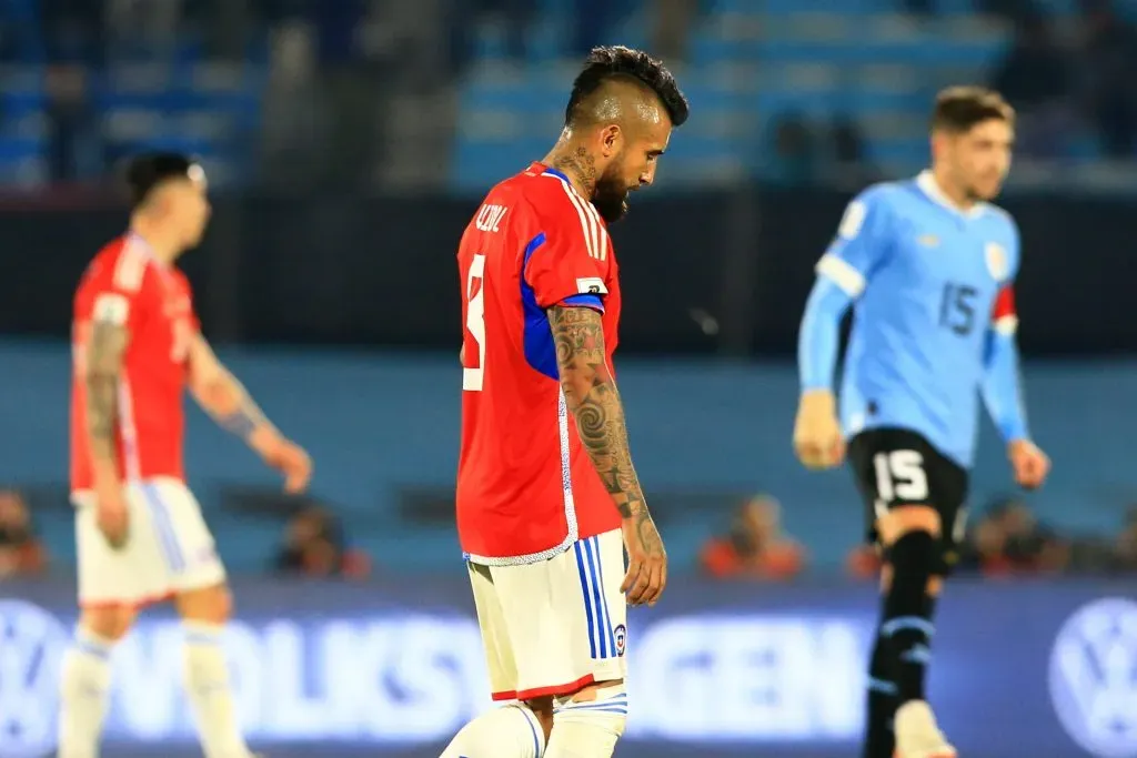 Chile se vio muy opaco ante Uruguay y así lo reflejó Vidal.