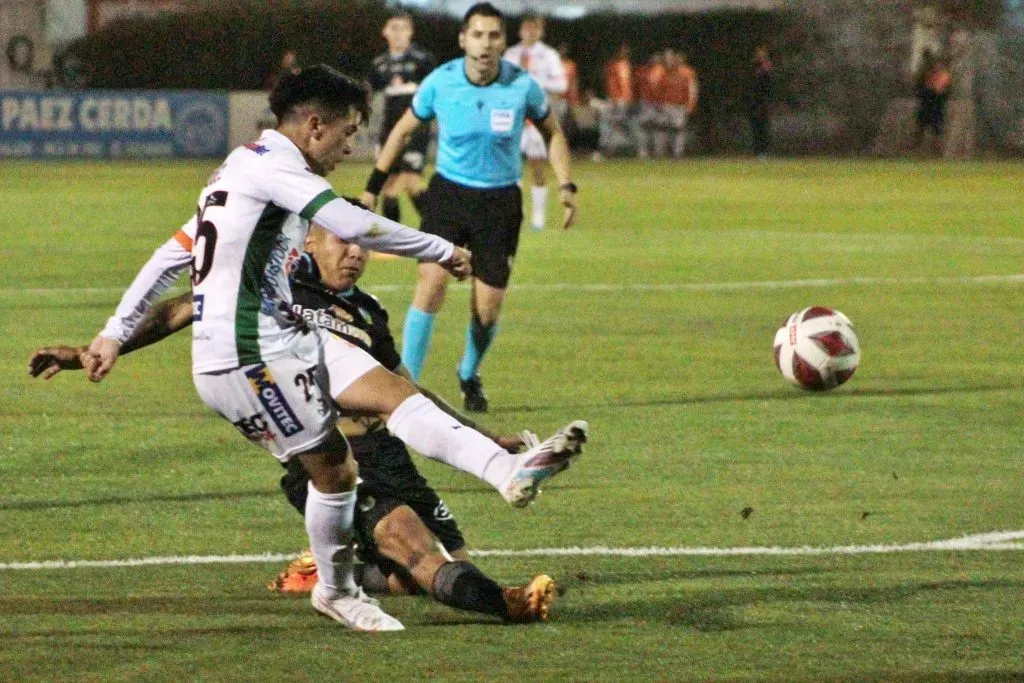 El juvenil Luis Vásquez Reyes es con 605 minutos el jugador Sub 21 más utilizado en Cobresal. | Foto: Photosport.