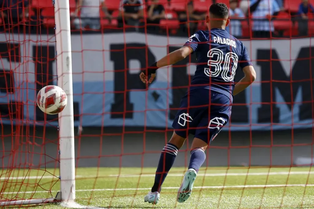 Cristián Palacios es uno de los goleadores de la U. Foto: Andres Pina/Photosport