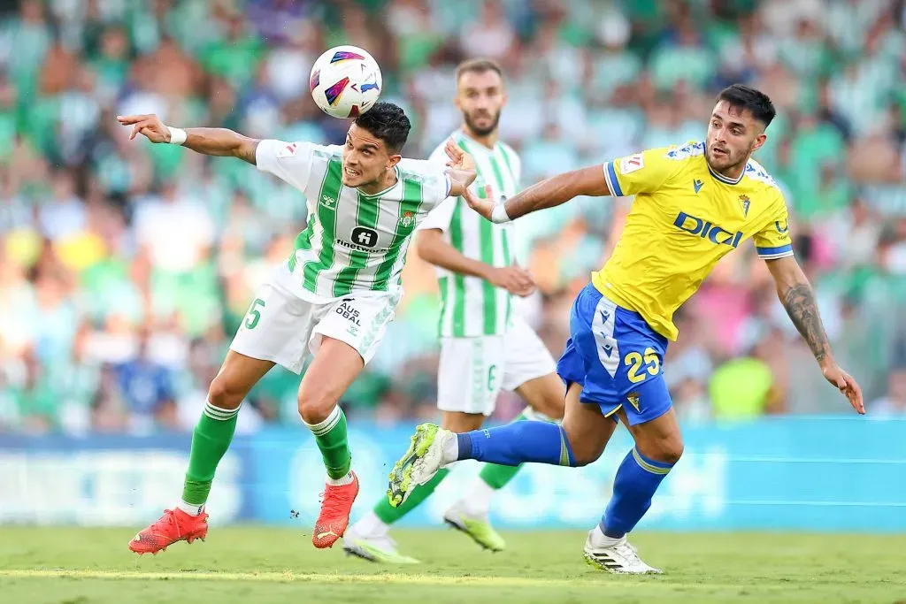 Betis y Cádiz empataron en un ajustado partido. Foto: Getty Images