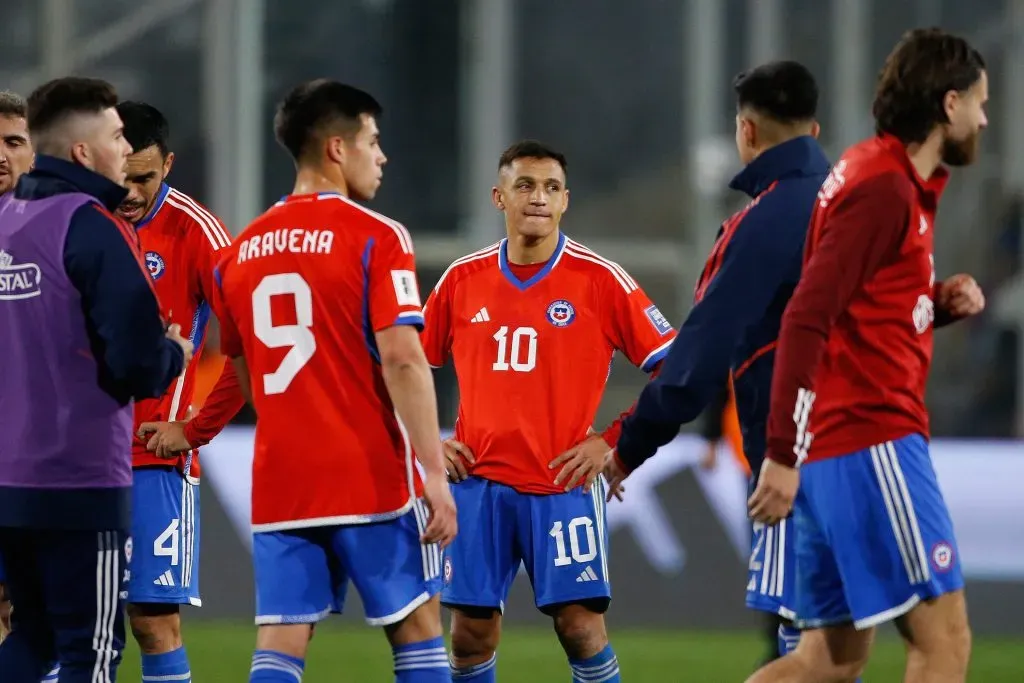 El fútbol chileno se quedó con las ganas de recibir el Mundial del 2030 tras la determinación de la FIFA. | Foto: Photosport.