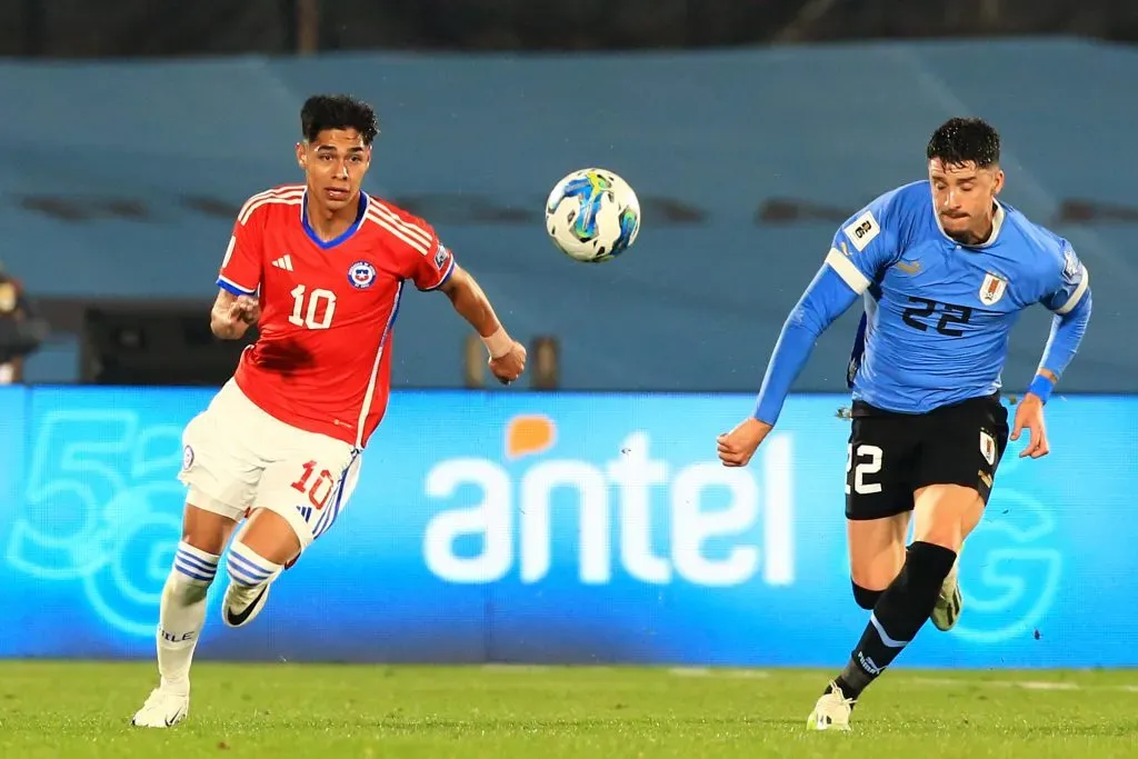 Osorio jugó ante Uruguay en las eliminatorias (Photosport)