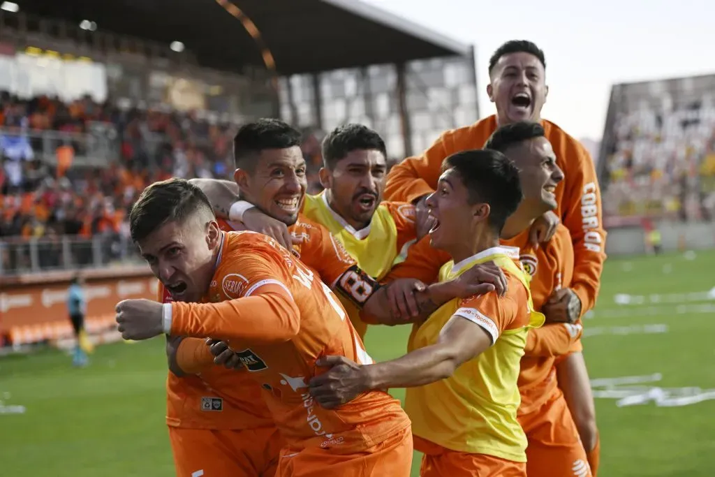 Cobreloa se mantuvo con vida con un gol en el minuto 98 ante San Lus. Pedro Tapia/Photosport