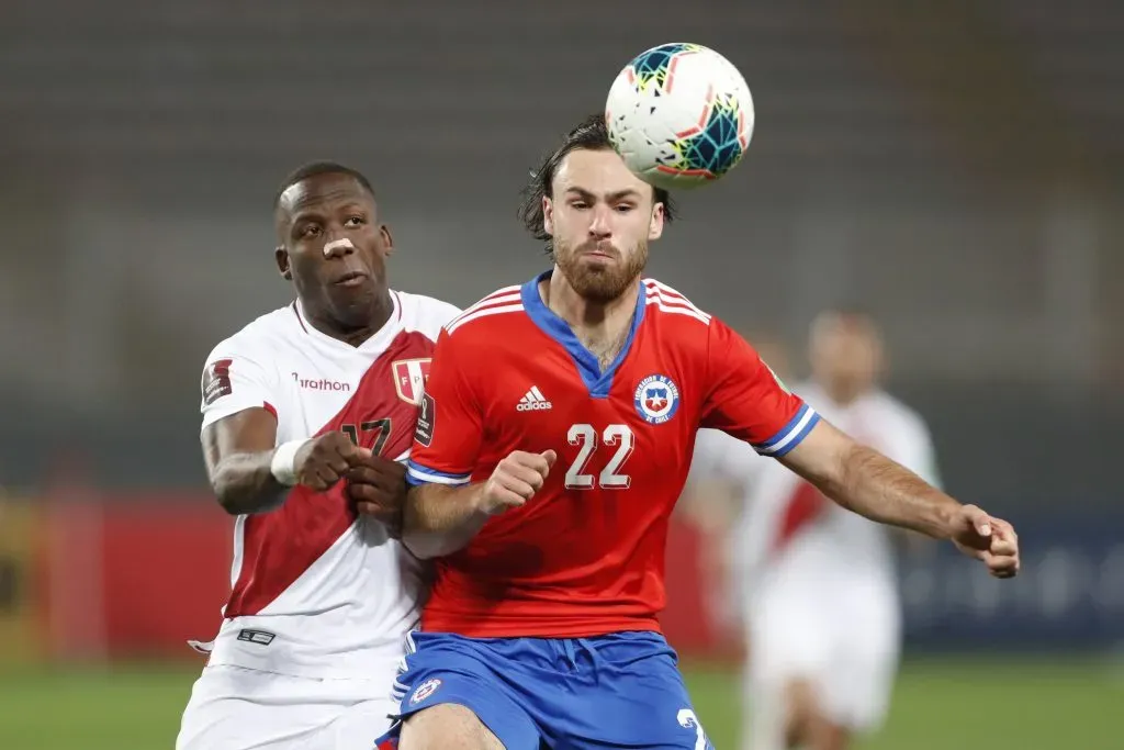 Ante Perú, Chile tendrá una dura tarea para conseguir su primer triunfo en eliminatorias. Foto: Photosport.