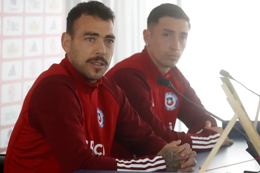 Catalán y Rodrigo Echeverría en rueda de prensa previa al partido de Chile y Perú.