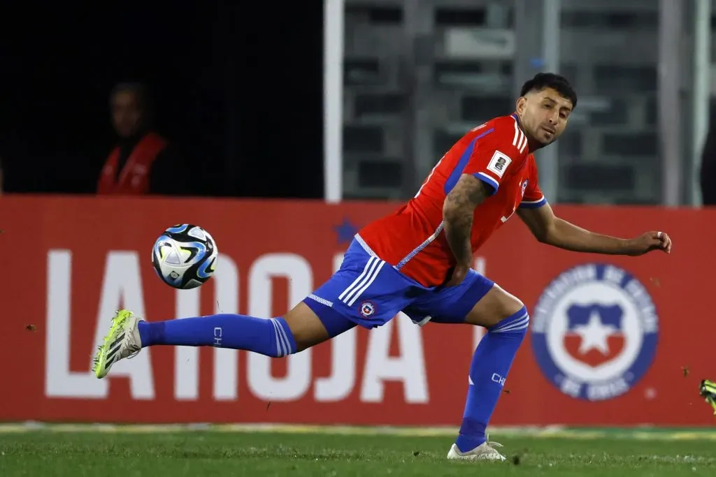 Maripán asoma como titular en La Roja contra Perú.