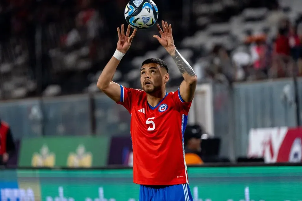 Paulo Diaz jugó ante Perú luego de la lesión de Matías Catalán. | Foto: Guille Salazar / RedGol