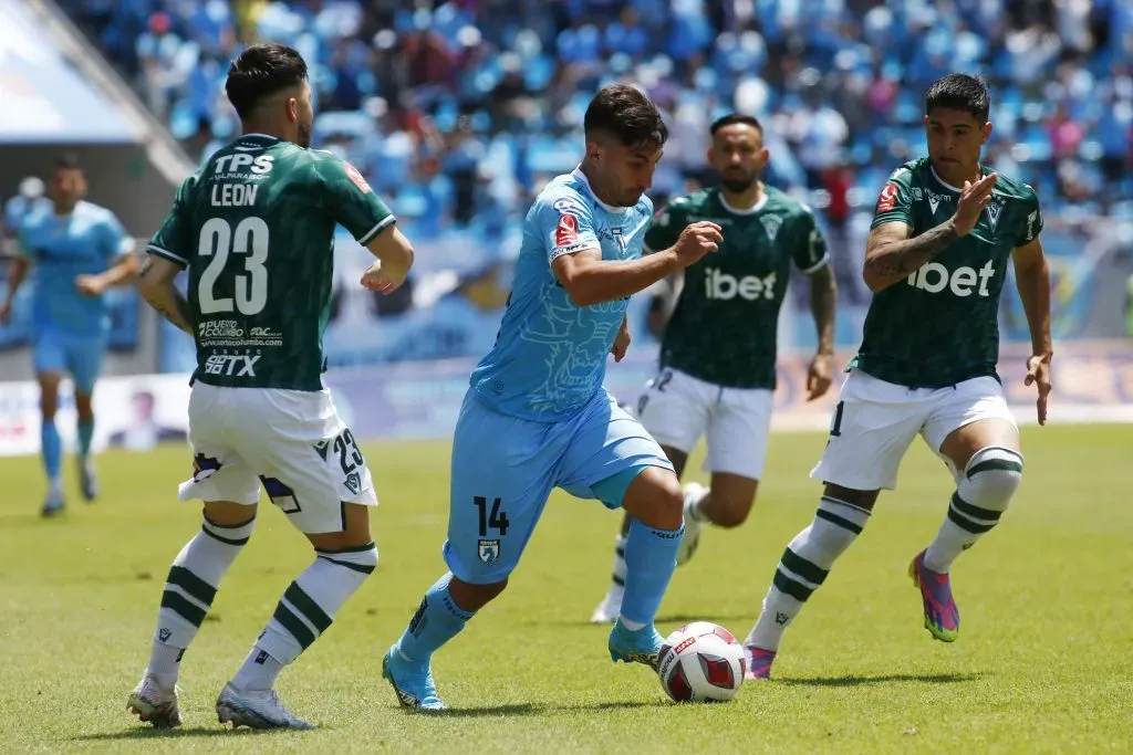 Deportes Iquique empató con Wanderers y tomó el primer puesto de la liguilla | Photosport