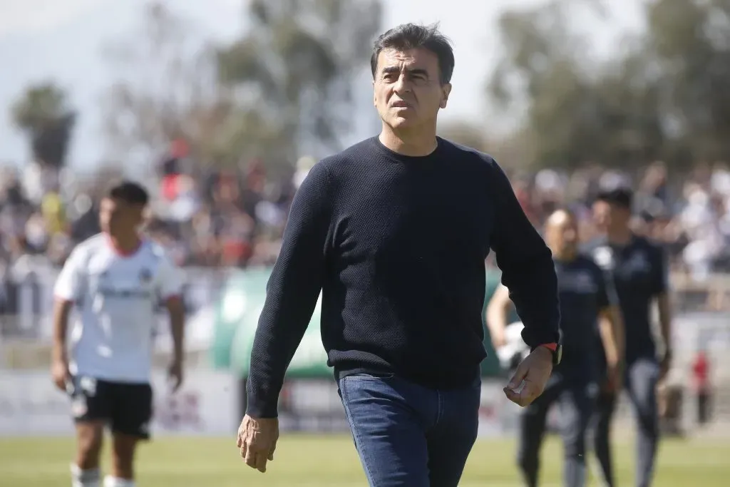 Quinteros, como vasto conocedor del medio local, es el apuntado para reemplazar a Berizzo en la Selección Chilena. | Foto: Photosport
