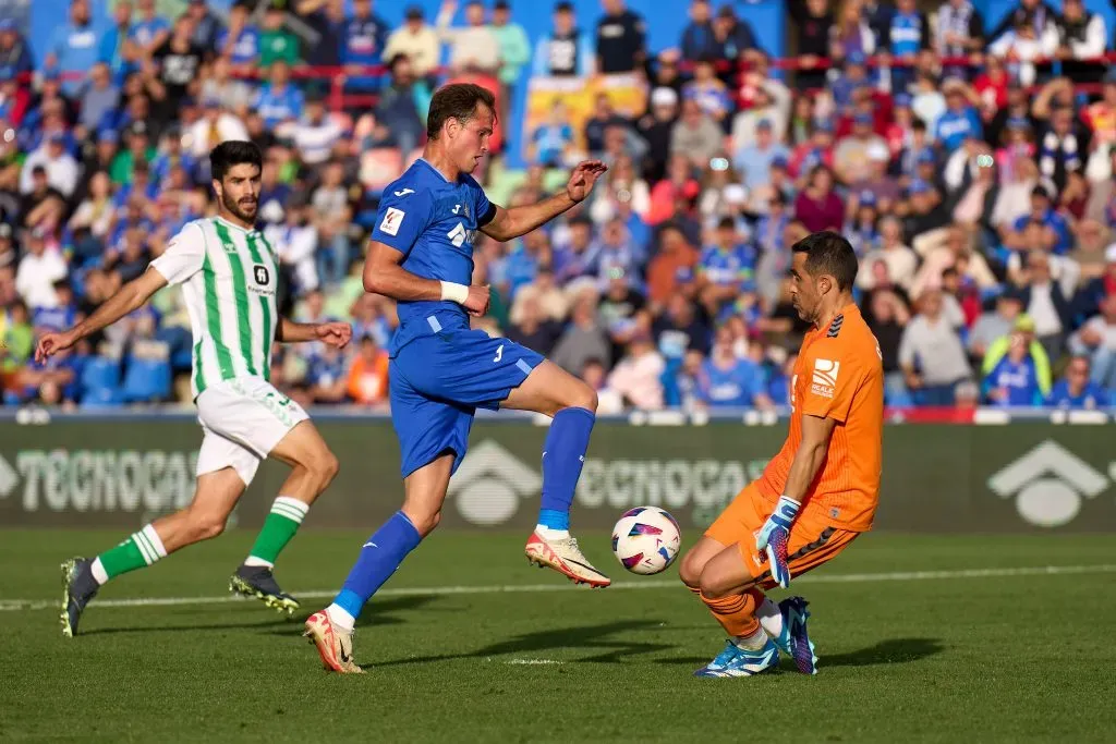 Bravo protagonista en el empate del Betis contra Getafe.