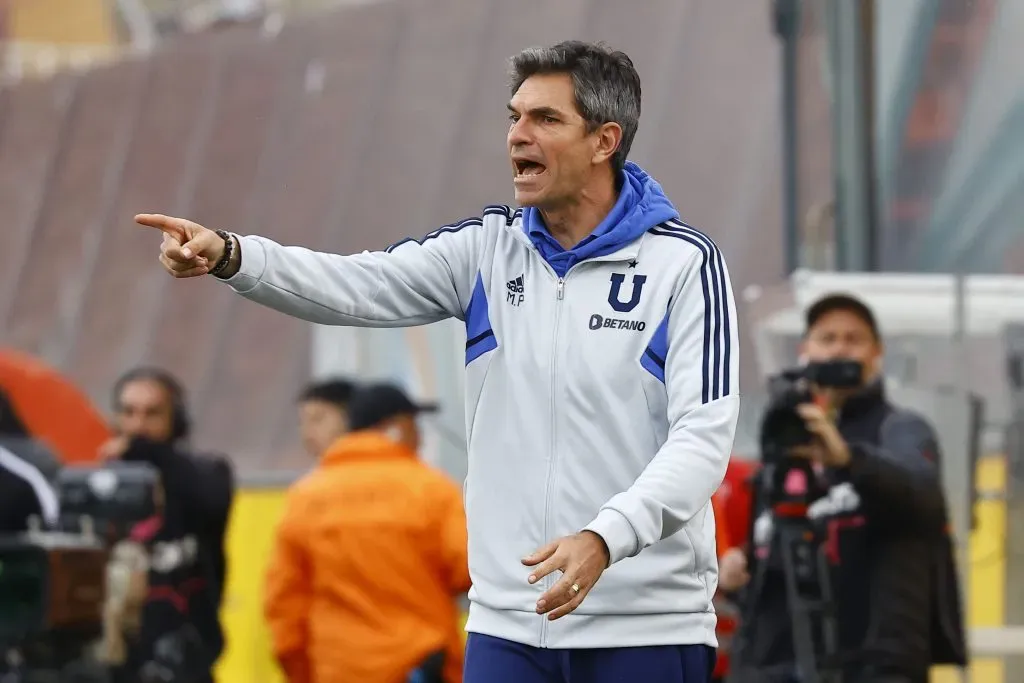 Los hinchas de la U critican a Pellegrino por los pocos minutos con Lucas Assadi en Universidad de Chile. Foto: Marcelo Hernandez/Photosport