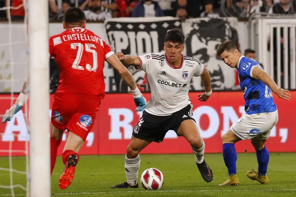 Colo Colo tenía programada una agenda de partidos, pero tuvo problemas con el duelo con Huachipato en el sur del país. Foto: Sebastian Cisternas/Photosport