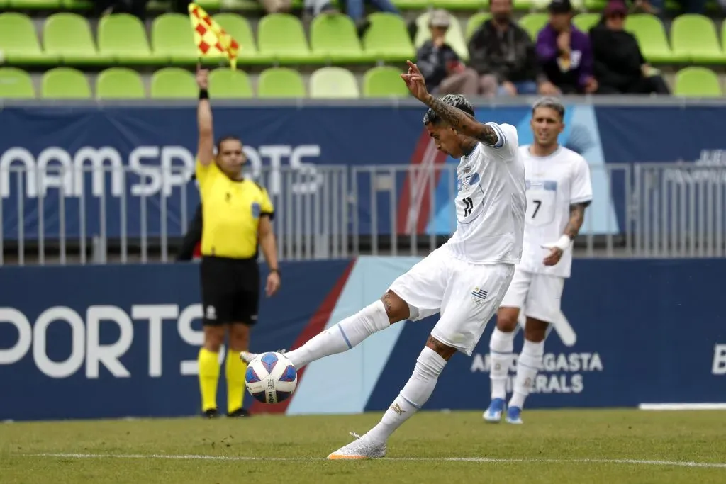 Rodrigo Piñeiro jugó todo el partido, al igual que Alan Saldivia | Photosport