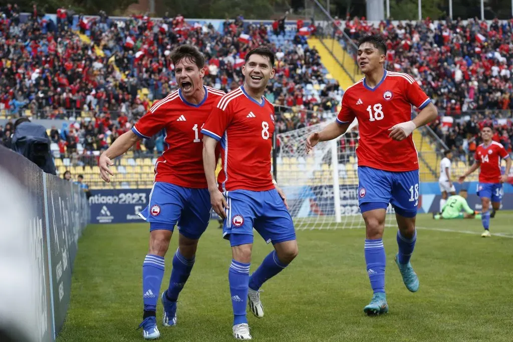 César Fuentes celebra su gol ante República Dominicana