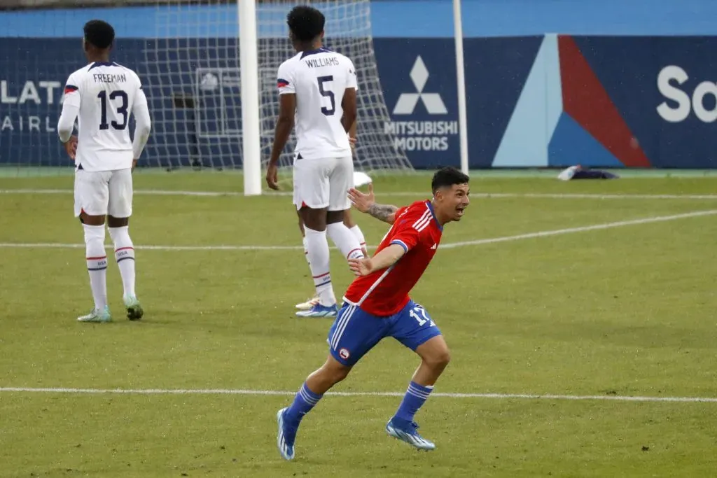 Golazo y triunfo: Chile a la final de Santiago 2023.