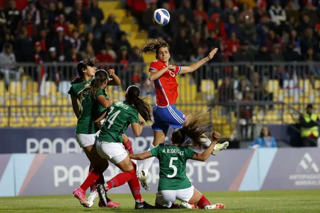 Chile y México chocan este viernes | Photosport