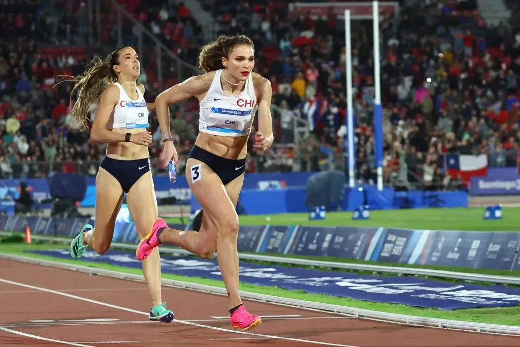 La final del relevo 4×400 tuvo una gran polémica | Photosport