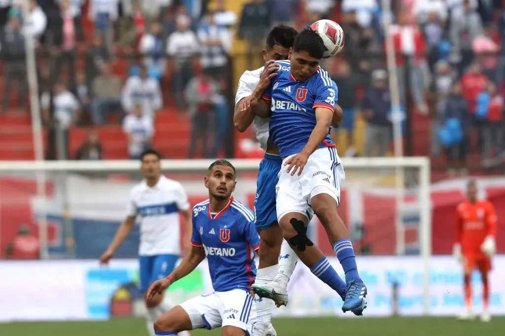 Renato Cordero fue la figura del Clásico Universitario. Foto: Javier Salvo/Photosport