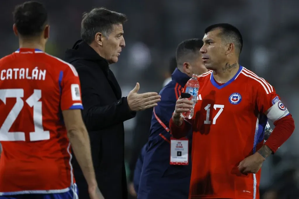 Eduardo Berizzo se aburre de las críticas y de los que piden que se vaya de la Roja. Foto: Andres Pina/Photosport