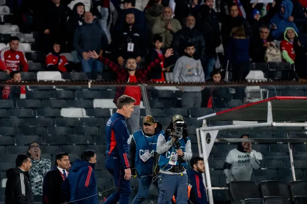 Eduardo Berizzo dejó la banca de Chile tras el empate con Paraguay que los deja fuera de los puestos de clasificación al Mundial. Foto: Guille Salazar, RedGol.