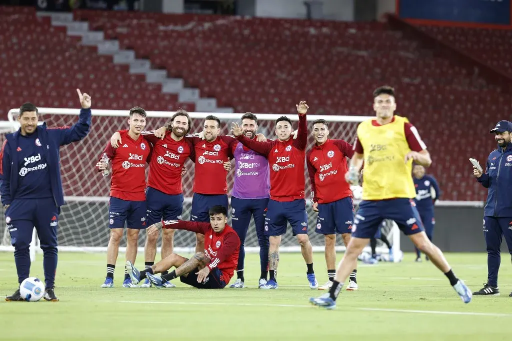 La buena onda se respira en la previa de la Roja en eliminatorias. Foto: Carlos Parra – Comunicaciones FFCh
