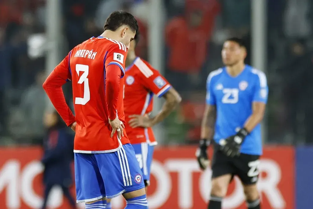 Maripán y poco positivismo de los hinchas con la selección chilena.