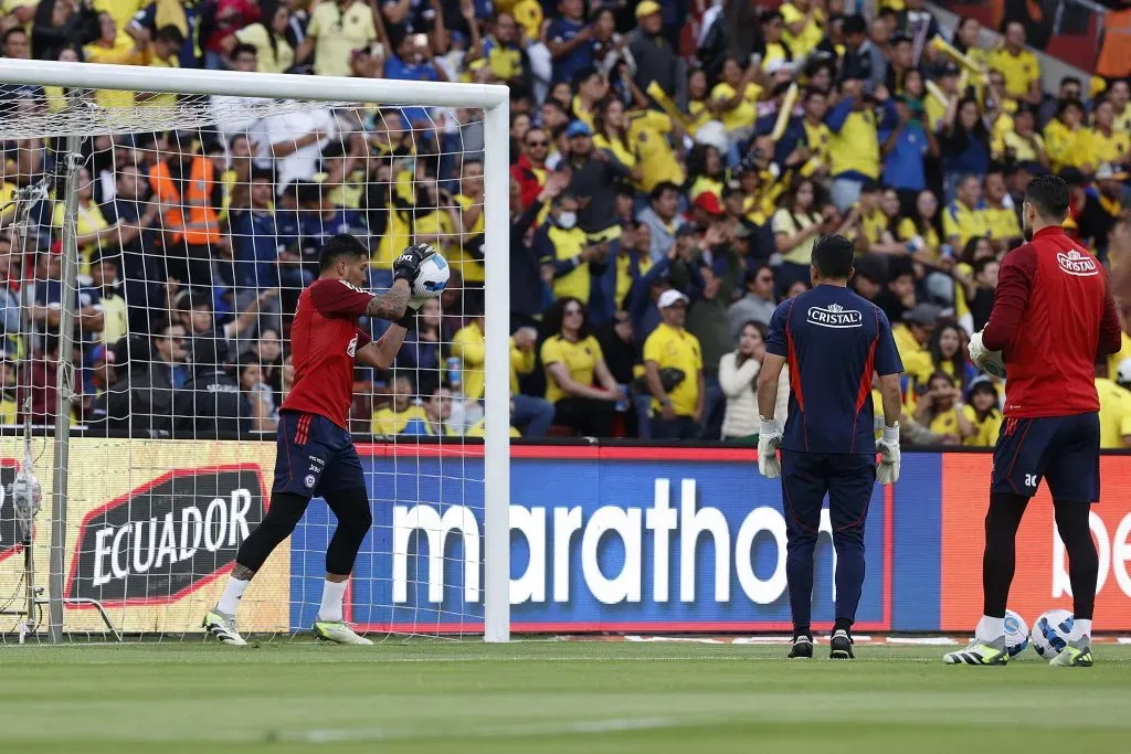 Brayan Cortés en Quito con la selección chilena.