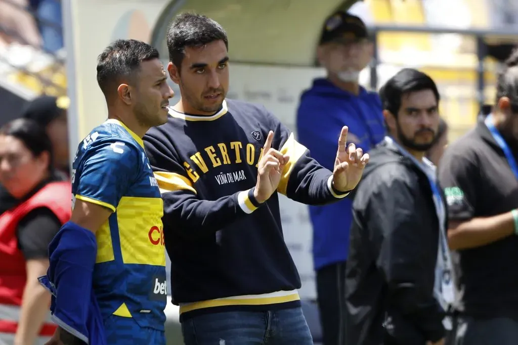 Francisco Meneghini es la gran carta por la que buscan competir los azules en el mercado de pases. Foto: Andres Pina/Photosport