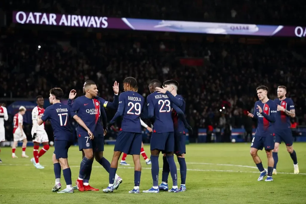 Kolo Muani celebra el quinto tanto del PSG, tras un error de Maripán | Getty Images