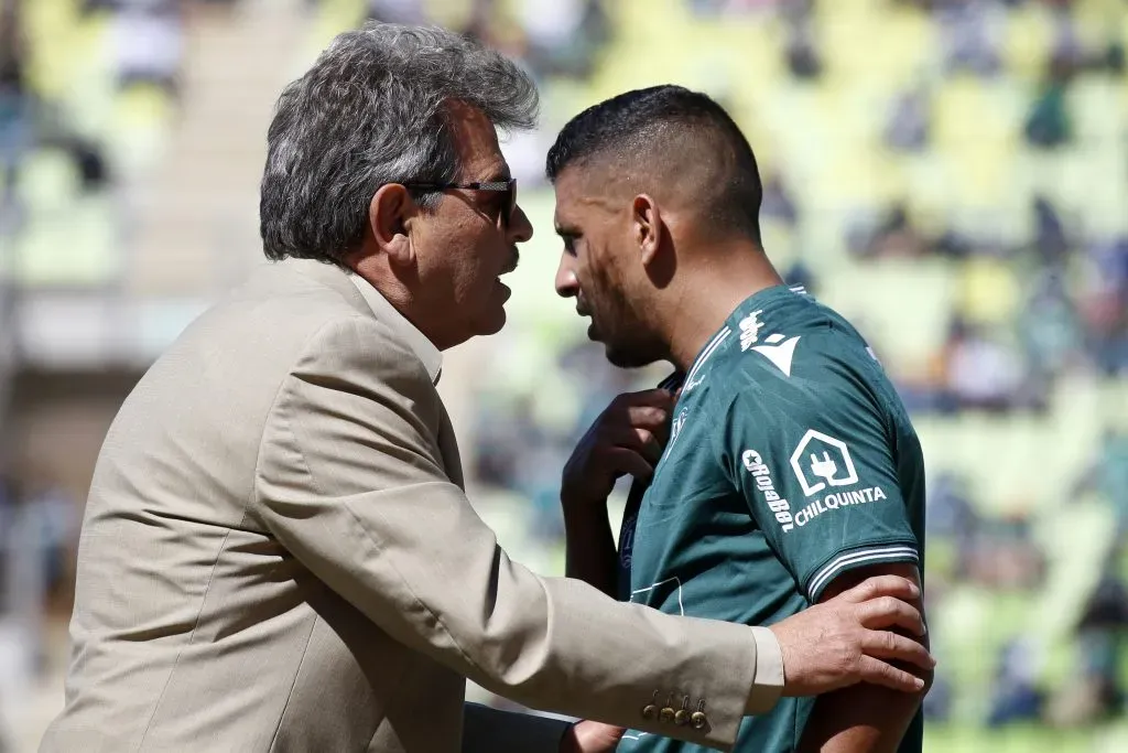 La última experiencia de Jorge Garcés como técnico de un club profesional fue en Santiago Wanderers, peleando el ascenso en 2022 | Photosport