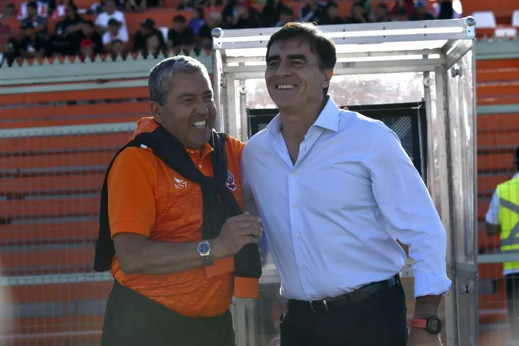 Gustavo Huerta y Gustavo Quinteros tienen a Cobresal y Colo Colo en la lucha por el título. (Alejandro Pizarro Ubilla/Photosport).