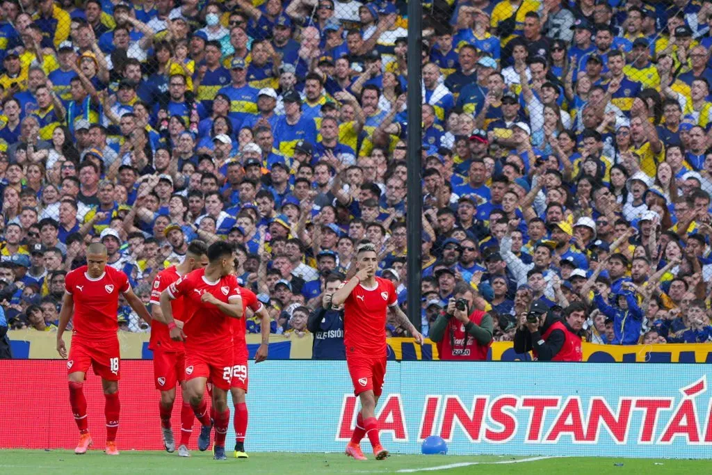 Leandro Fernández celebra el gol en La Bombonera. (Photo by Daniel Jayo/Getty Images)
